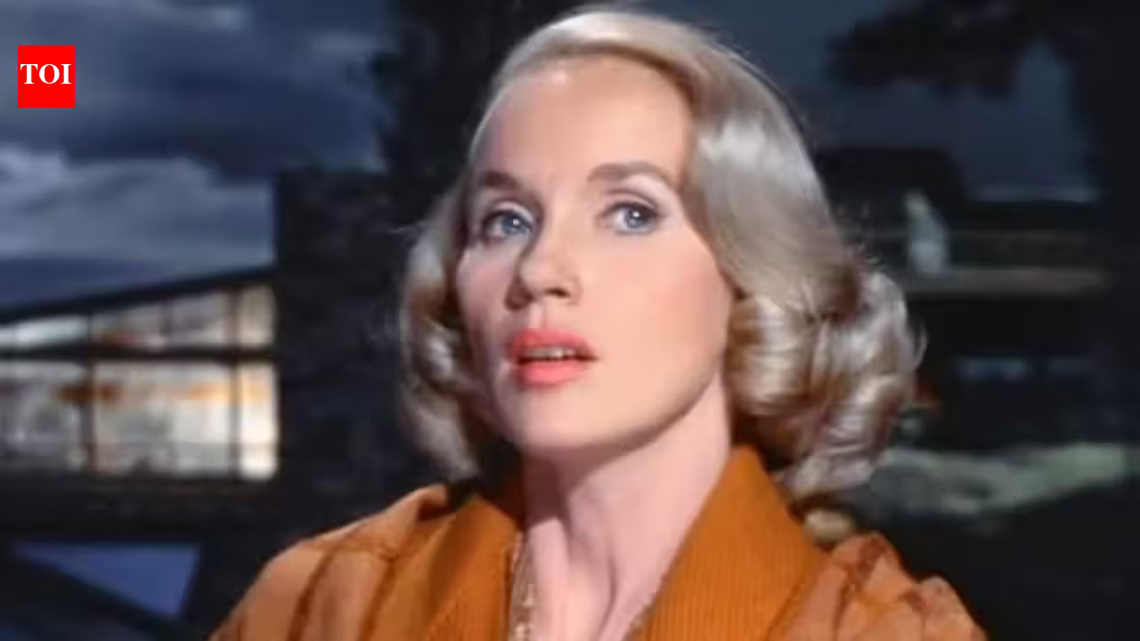 Legendary 'North by Northwest' Star Eva Marie Saint Dies at 102