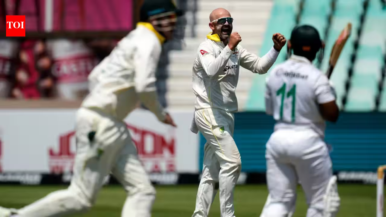 Lyon Roars Late as Australia Strangle Proteas on Day Three