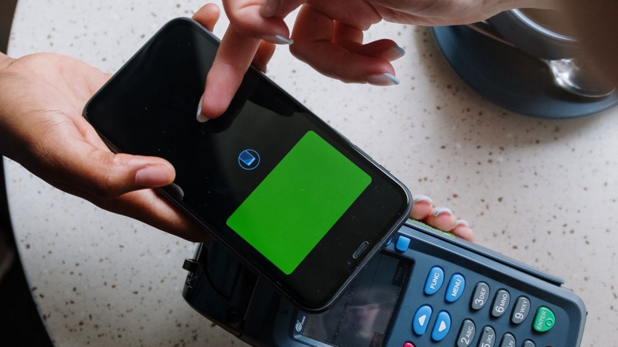 Mexico Bets on Bytes: New Legislation Signals the End of the Cash Era