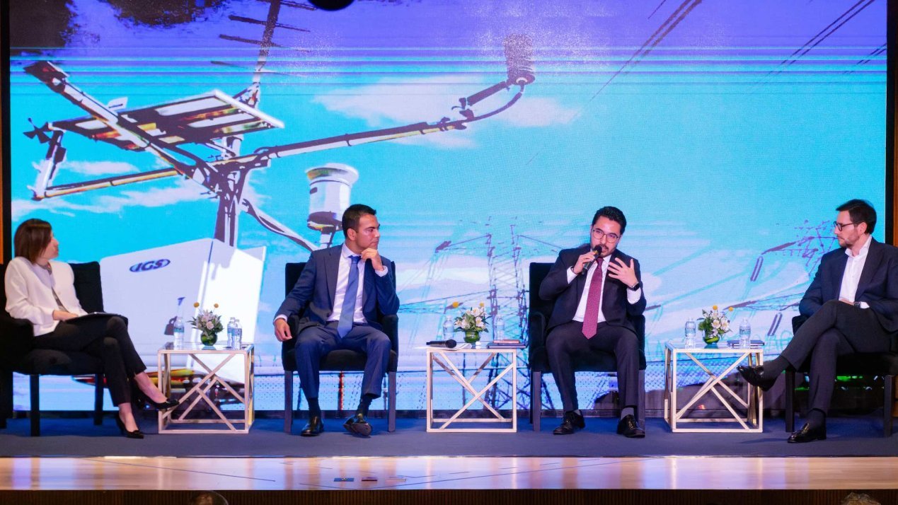 Mexico’s Power Play: CFE Unveils Massive $37.5 Billion Grid Overhaul