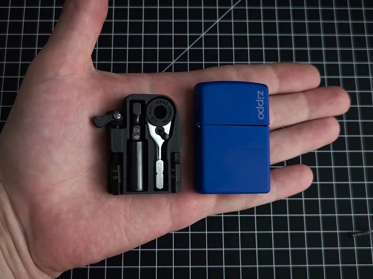 Minimalist Mastery: 5 Sleek Essentials That Replace Your Clunky Multitool