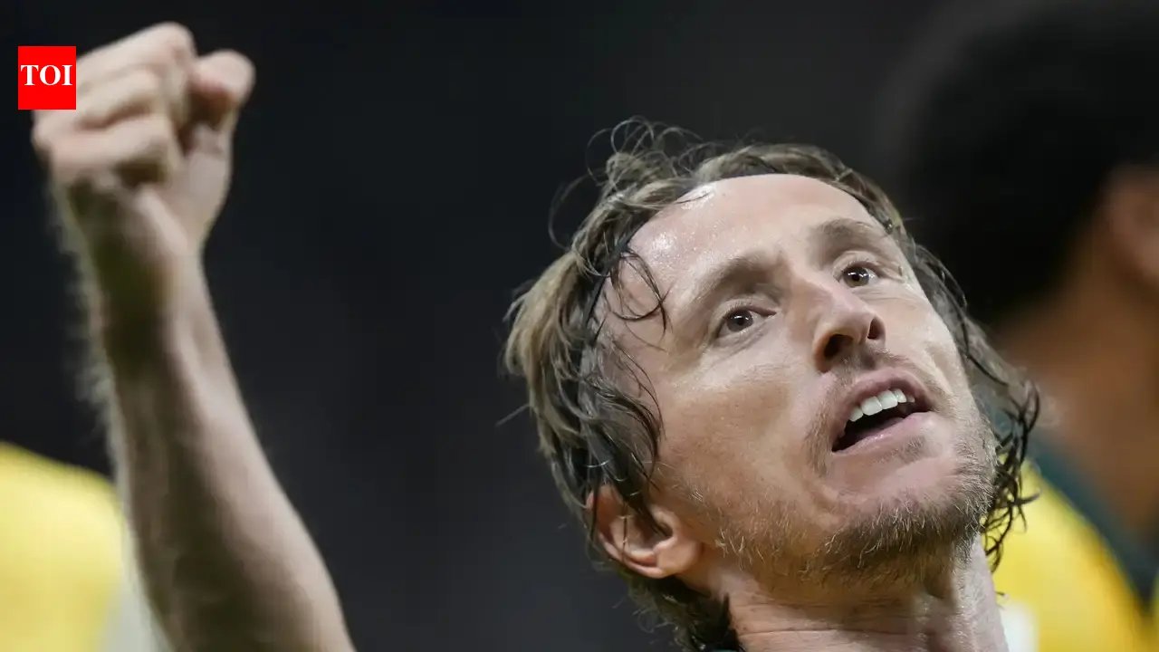 Modrić’s Million-Pound Gamble: Swansea’s Championship Surge Defies Financial Bleed