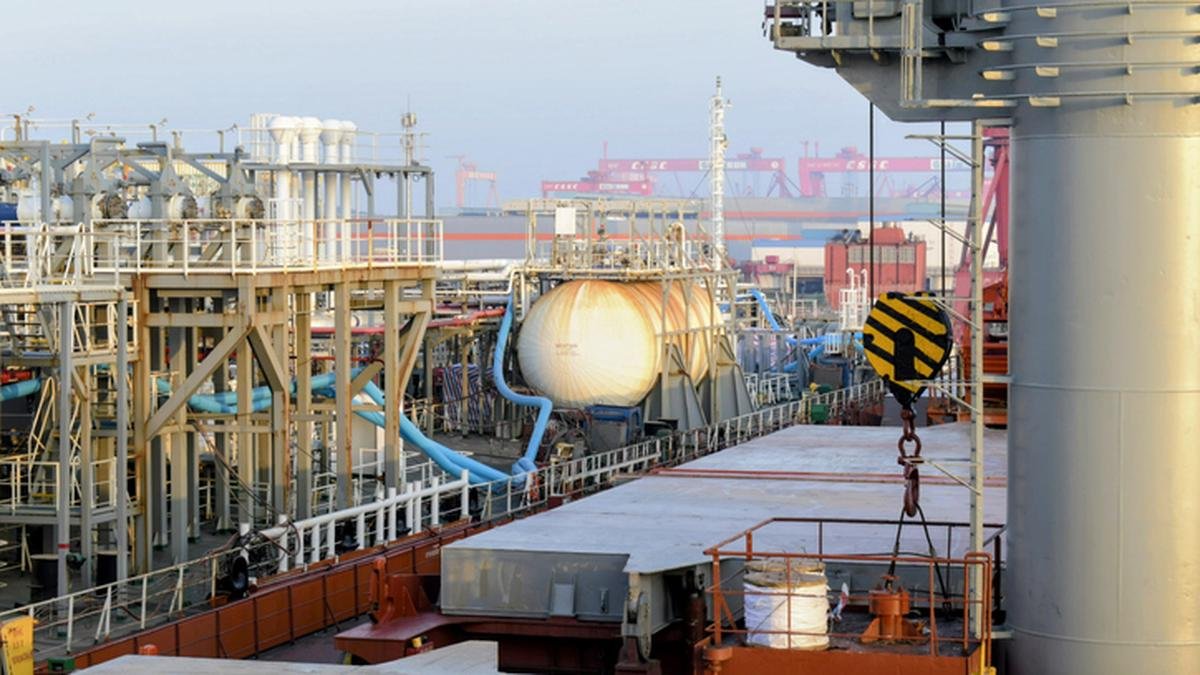 New Delhi’s Strategic Pivot: India Trims Ties with Moscow and D.C. as UAE Becomes Energy Anchor