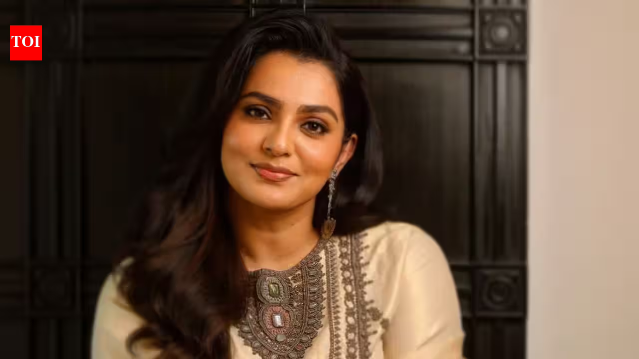 Parvathy Thiruvothu Credits ‘Sacred Bond’ With Audience For Keeping Her Career Afloat After Industry Backlash