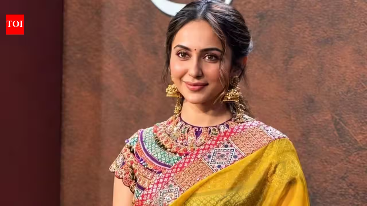 Rakul Preet Singh Dazzles in a Rs 1.99 Lakh Maximalist Saree: The Ultimate Diwali Glam Before ‘Ramayana’!