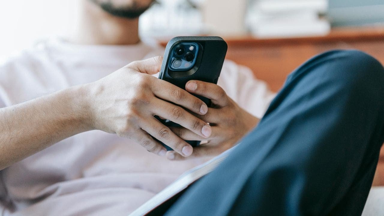 Shadow in the Silicon: DarkSword Spyware Turns iPhones Into Open Books