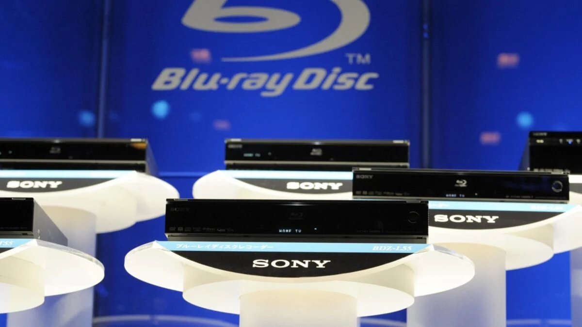 Sony’s Disc Era Ends: Gaming Giant Pulls the Plug on Blu-Ray Players