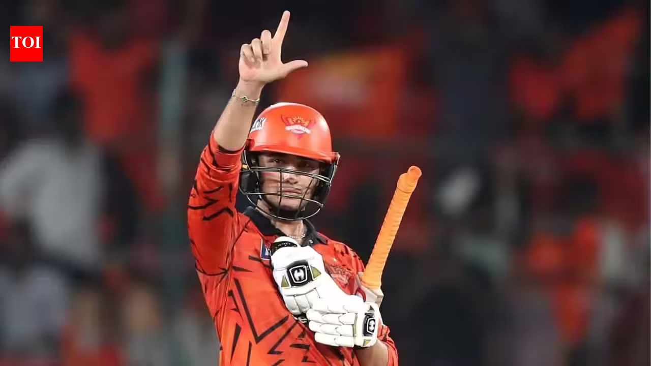 Strained Ties: Abhishek Sharma Eyes SRH Exit Amid Retention Drama
