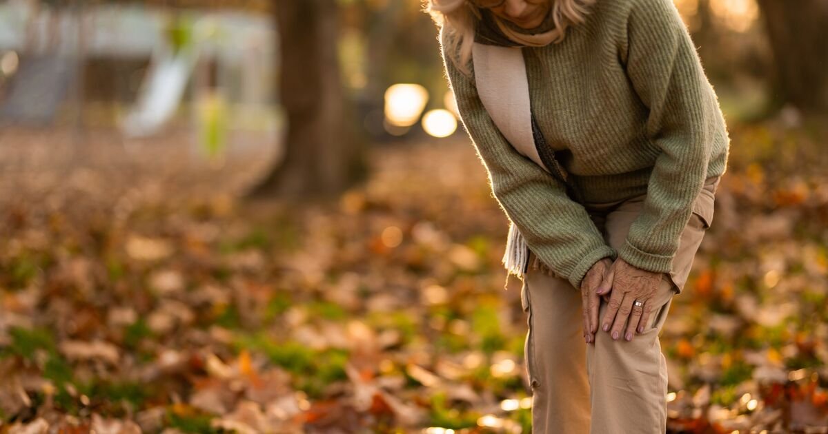 The 31p Daily Secret Keeping Her Knees Pain-Free After Every Stroll