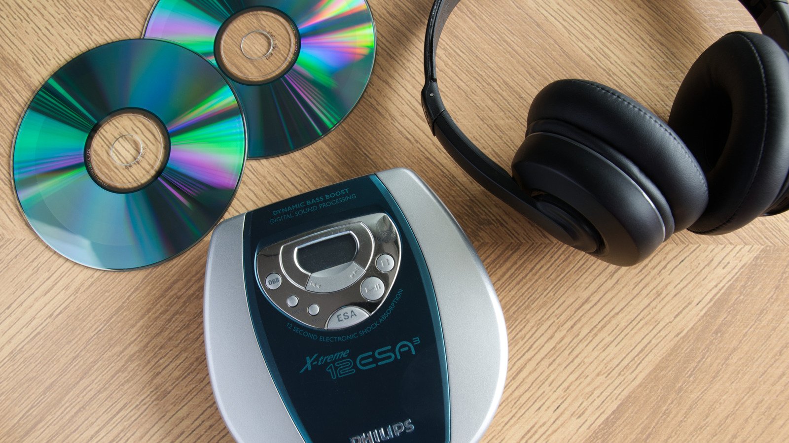 The Compact Disc Revival Hits a Digital Dead End