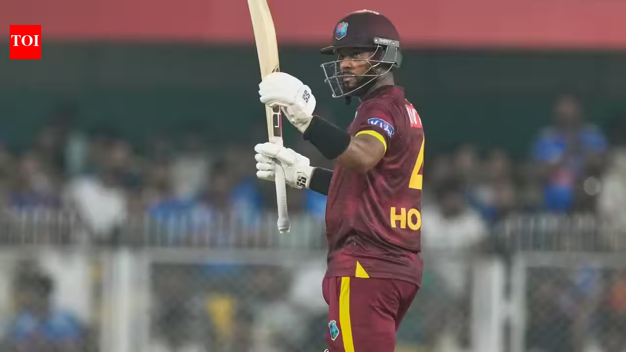 The Dhoni Effect: How a Masterclass from the Legend Fueled Shai Hope’s Record-Breaking Heroics