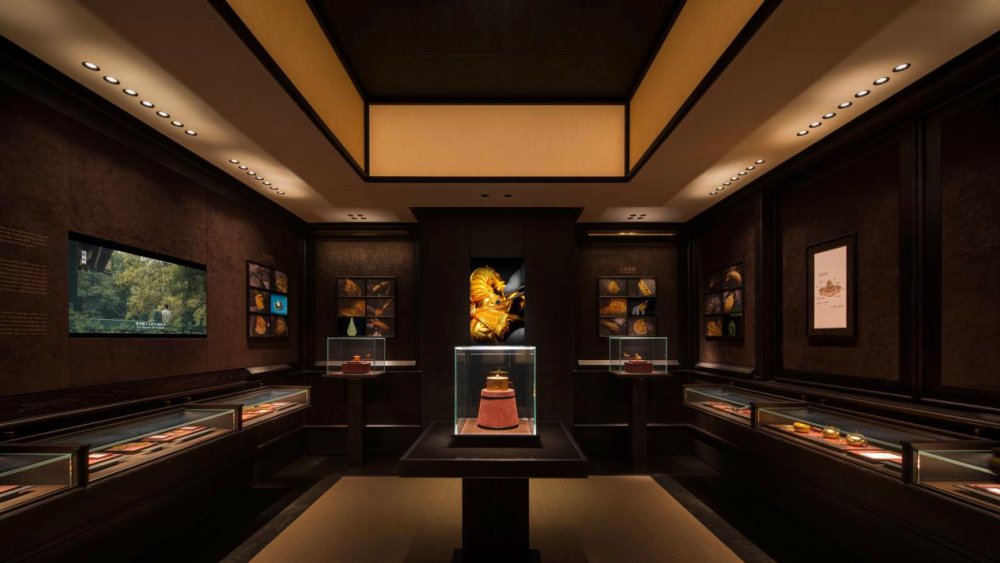 The Great Aesthetic Pivot: How Chinese Brands Are Trading Profit for Polish