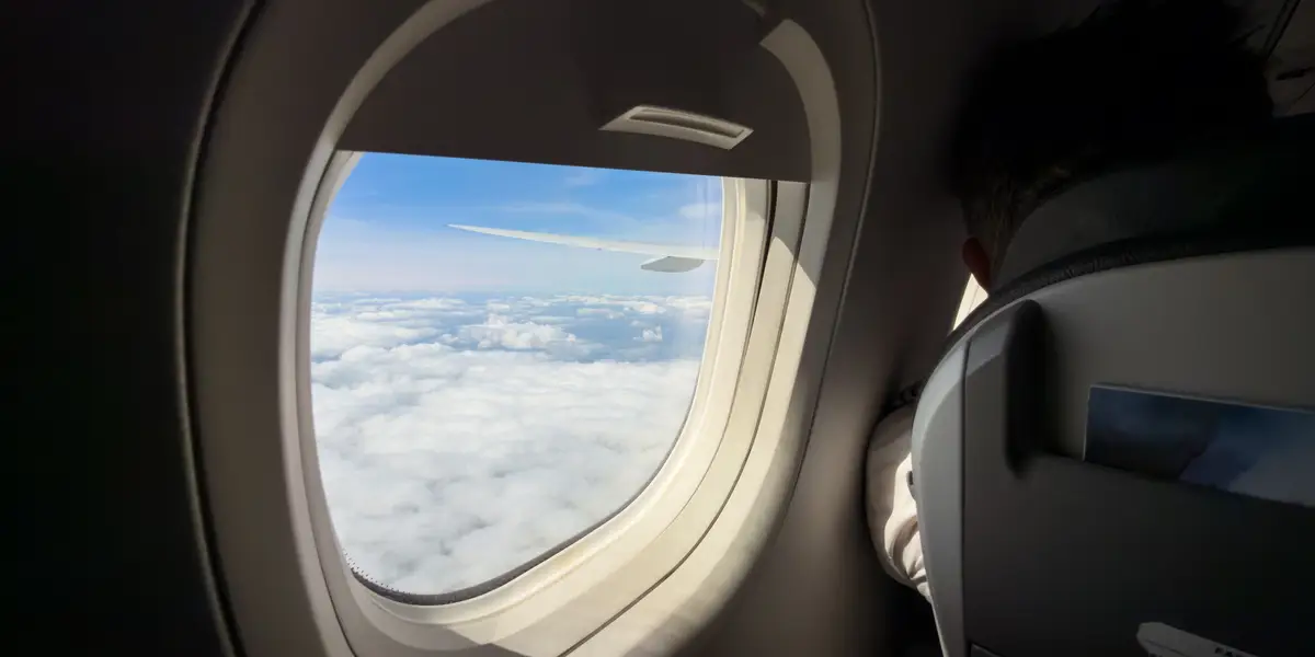 The Great Altitude Altruism: Are Your Open Window Shades Blinding the Cabin?