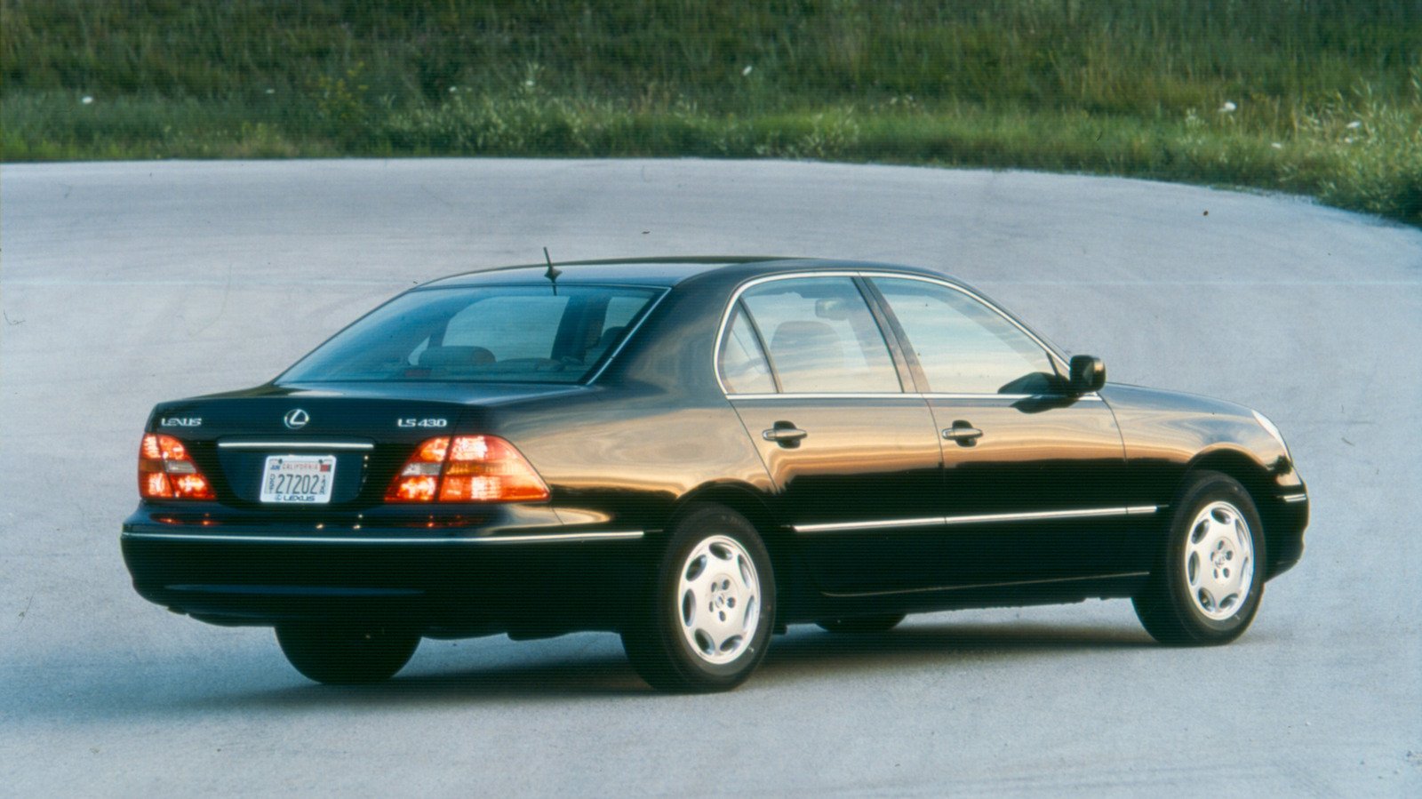 The Lexus Legends: 5 Models That Refuse to Retire