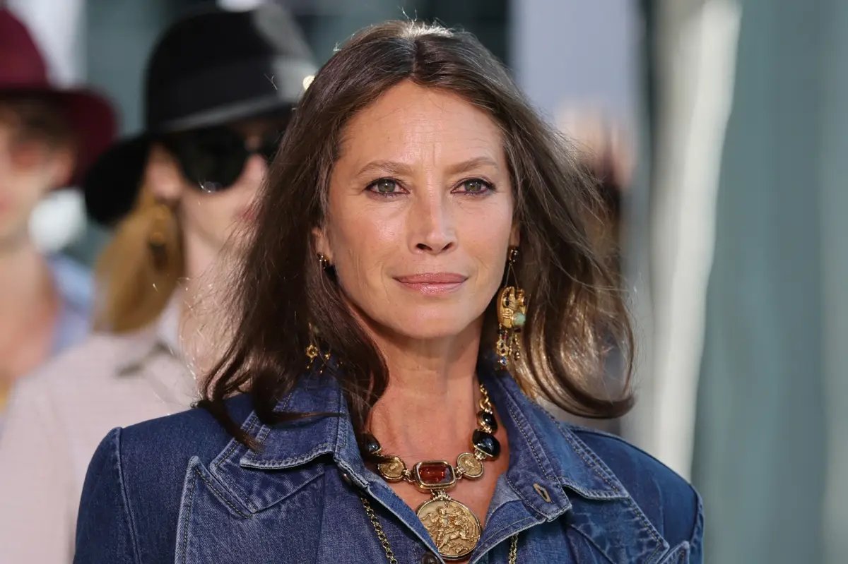 The Secret to Christy Turlington’s Ageless Glow Just Got a Scientific Upgrade