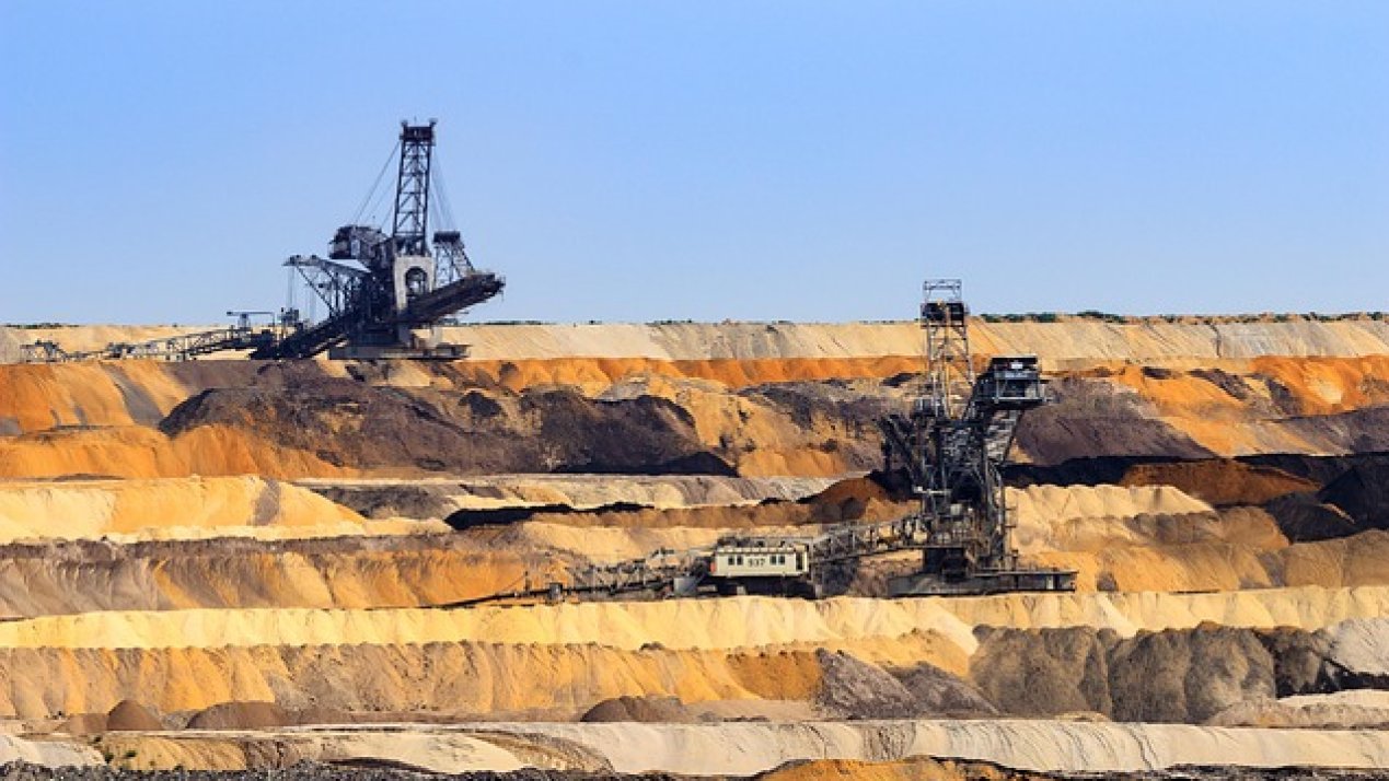 The Silicon Surge: AI’s Voracious Appetite for Power Threatens a Global Metals Meltdown