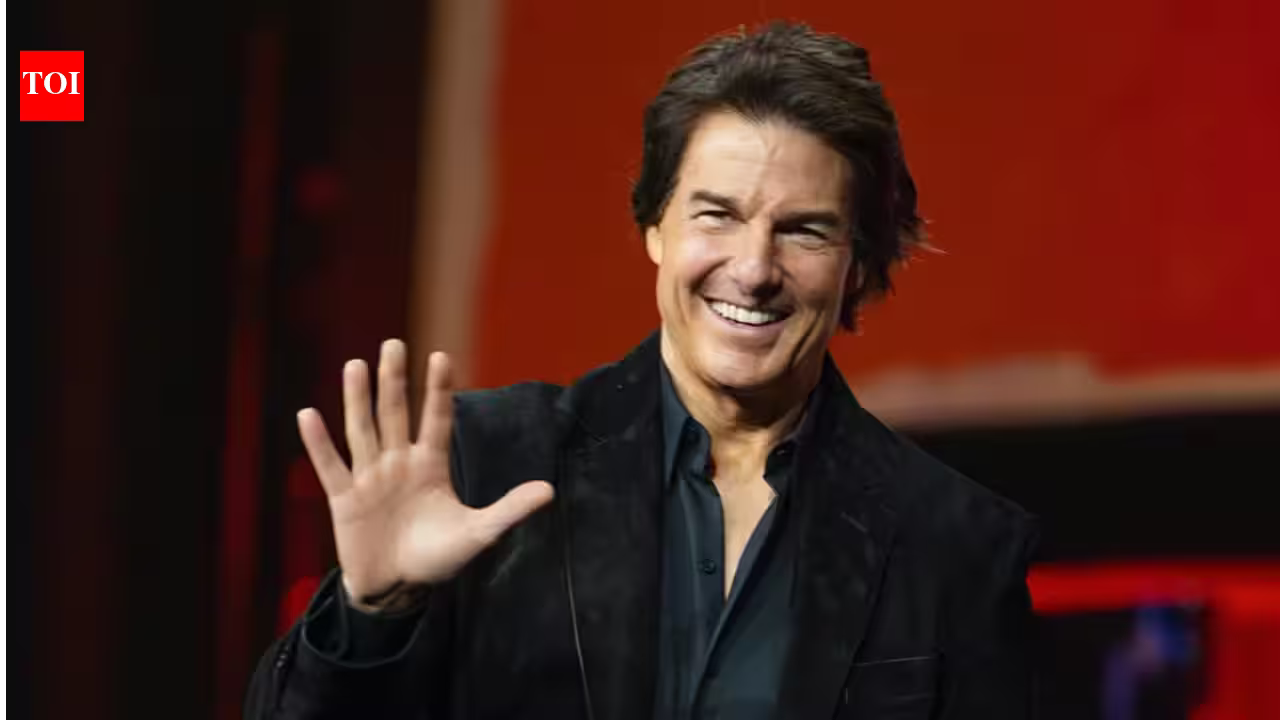 Tom Cruise Channels His Inner Joel: The Iconic ‘Risky Business’ Dance Returns!