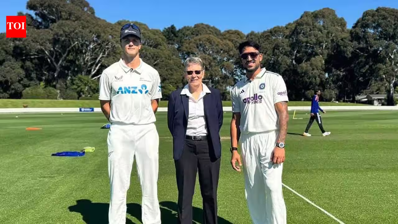 Top-Order Collapse Leaves India A Scrambling Against New Zealand A