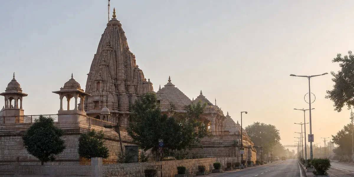 Tragedy at the Temple Gate: 13 Killed in Horrific India Truck Collision