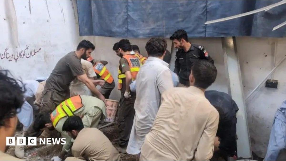 Tragedy in Pakistan: School Roof Collapse Claims 28 Lives in Devastating Classroom Disaster