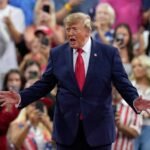 Trump Echoes Iran Strategy, Floats Military Option for Cuba at Florida Rally