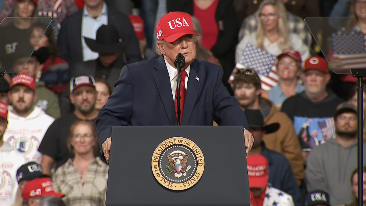 Trump Storms the West: A Final Sprint to Mobilize the Red Wall