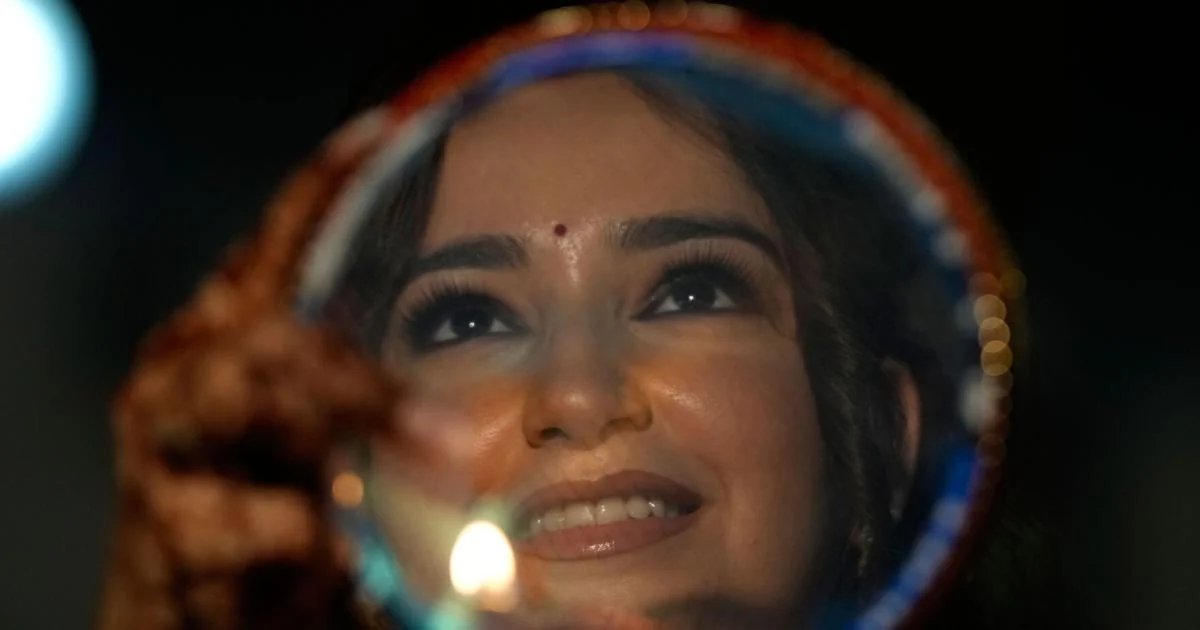 Vibrant Devotion: India Ignites in Kaleidoscope of Sacred Tradition
