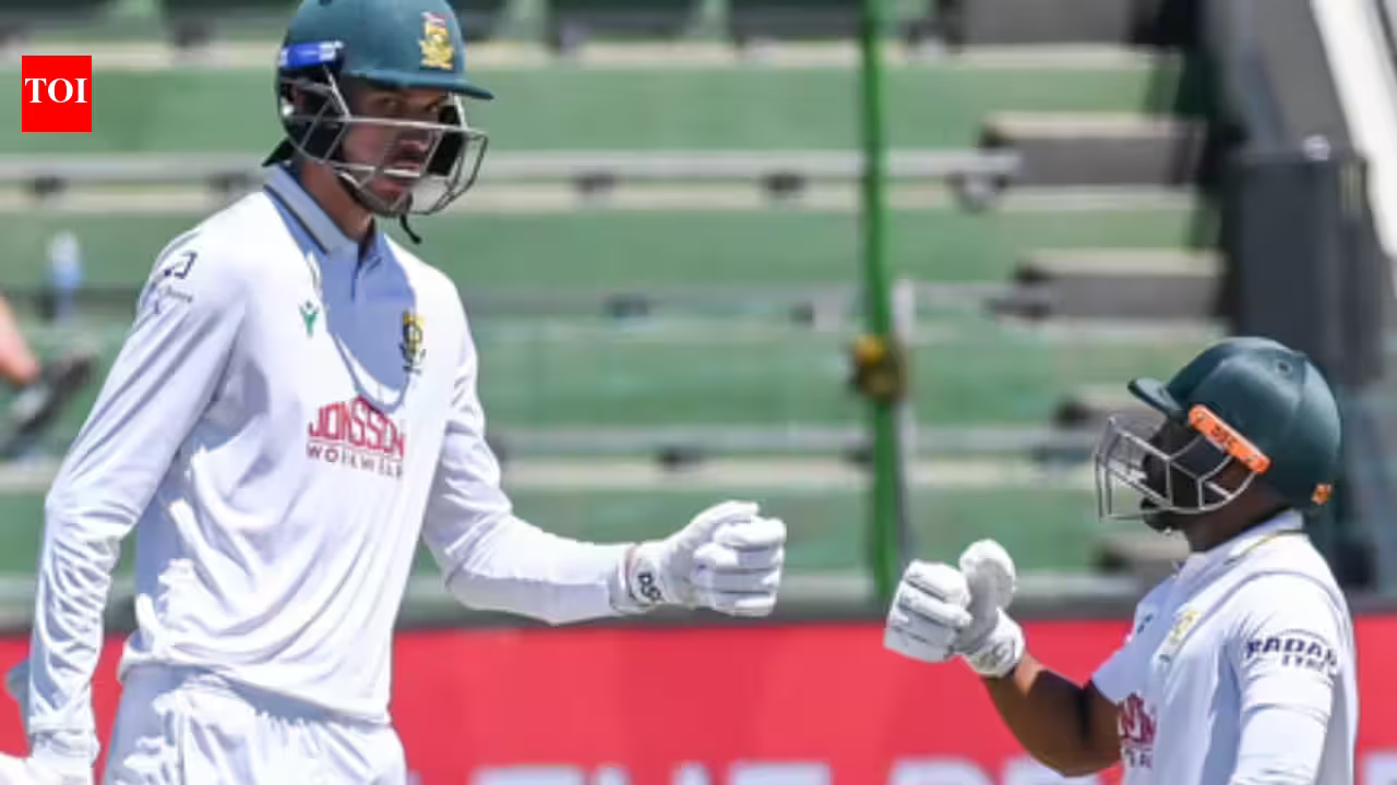 Warner Rages at Empty Stands as Test Cricket Struggles for Pulse in South Africa